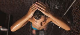 Zingen onder de douche om minder water te verbruiken