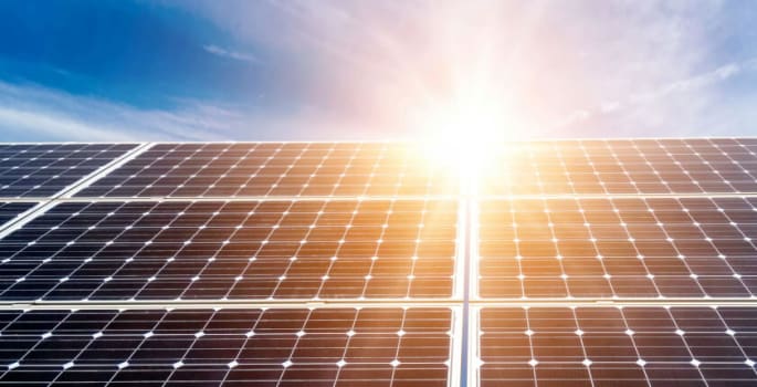 Om te functioneren hebben zonnepanelen nog veel meer nodig dan de zon