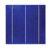 De cellen van polykristallijne zonnepanelen zijn eerder blauwachtig