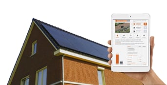 Analyse satellite du toit pour des panneaux solaires