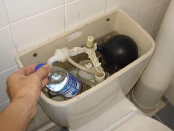 Zuinig toiletreservoir