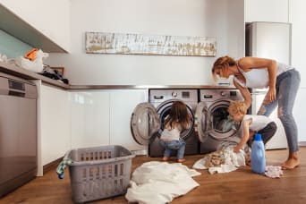 lave-linge_seche-linge_femme_enfants_vetements_laver_energie_ete_consommation_t-shirt