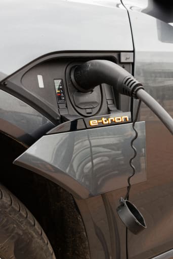 Hoe onderweg naar je vakantiebestemming opladen?