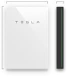 Un Powerwall Tesla et un panneau photovoltaïque