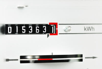 Lors d’un emménagement, il faut prévenir les fournisseurs d’électricité, gaz, eau… pour relever les compteurs