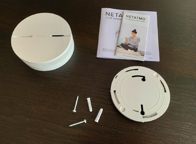 Netatmo-smoke-detector_détecteur-de-fumée_sécurité_maison_installer_plafond