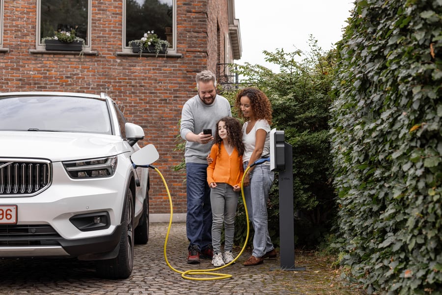 Slim je elektrische wagen laden en het capaciteitstarief laag houden